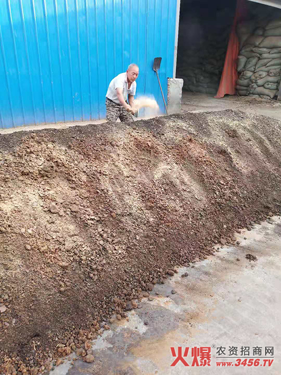 ��ꖿh�옷����Ƽ����޹�˾