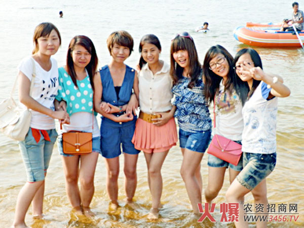 �����ҁ���