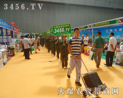 һֱ��Ŭ����������ǰ�M(j��n)