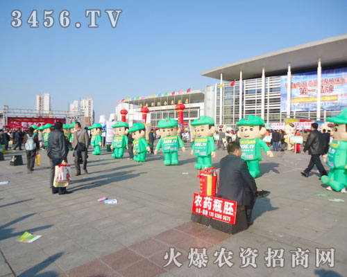 �𱬈F(tu��n)�(du��)��һ��(g��)��M���ǻۺ̈́�(chu��ng)��ĈF(tu��n)�(du��)