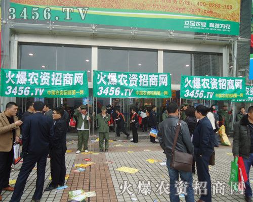 �r�Y�W(w��ng)�j���̞鱾�ИI(y��)�İl(f��)չ������ؕ�I