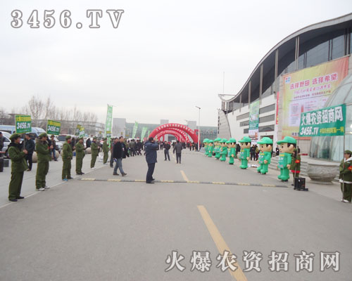 �����Gɫ܊�b�Ļ��r(n��ng)�Y���̾W(w��ng)�đ�(zh��n)ʿ�������^ͦ��