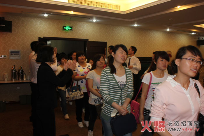 學(xué)員進(jìn)場