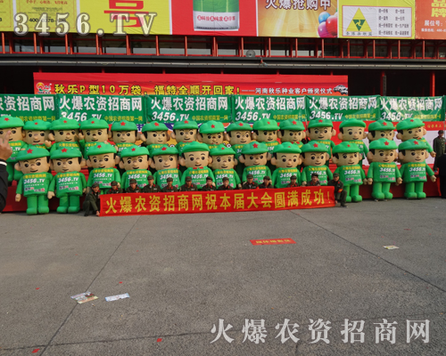 ��ͨ��ģ�������ɞ��r(n��ng)ˎ���Pע�Ľ��c