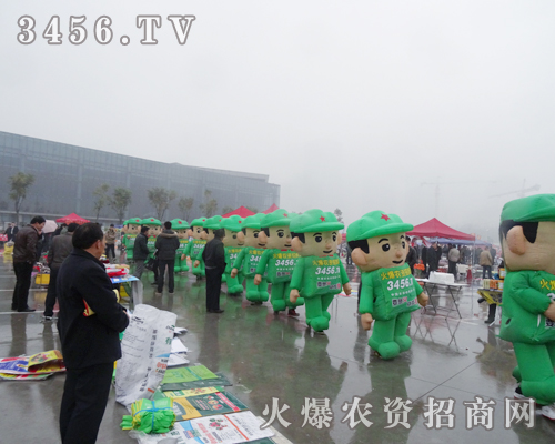 �Gɫ��ģ��չ��������Ó�f����