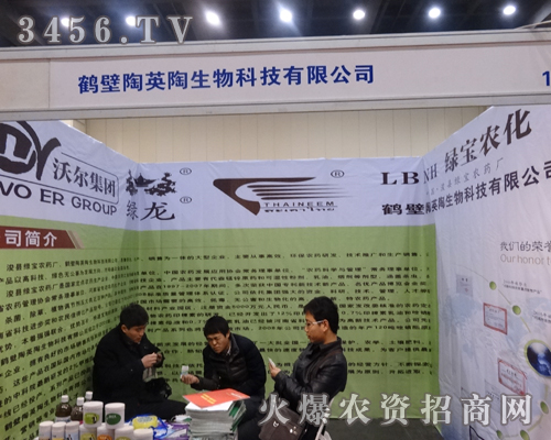 �Q����Ӣ�������ڶ����в��r(n��ng)�Y���c�R����