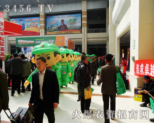 ��ͨ��ģ�����(du��)��ɞ�ʝ��r(n��ng)�Y���P(gu��n)ע�Ľ��c(di��n)