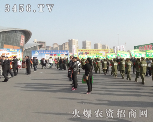 �����������w�P(y��ng)