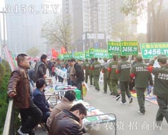 �𱬈F�ʼ�K�õ�Ȼ���đB(t��i)�挦һ��