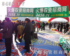 �𱬈F�����ĳ���M������[���Լ��Ľ�ɫ