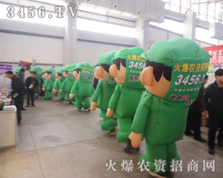 �𱬾Gɫ܊�F(tu��n)��һ�������ǰ�M(j��n)������(zh��n)��