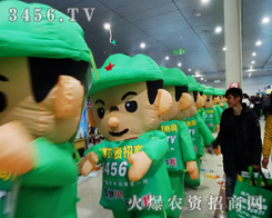 �ʝɕ�������ͨ��ģ�@ʾ���ഺ�����Ĳ������C